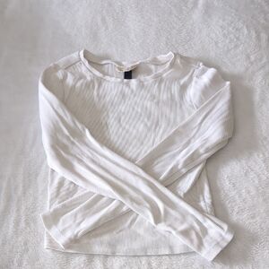 Universal Thread Cream Long Sleeve Top